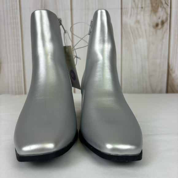 A New Day Boots Silver Size 6.5 Dress Ankle Comfort Boots Block Heel Metallic - Picture 8 of 15